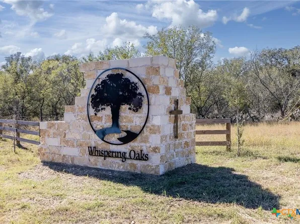 56 Post Oak St, Gonzales, TX 78629