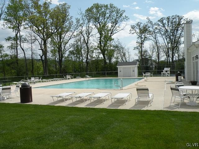 2nd image of 2826 W 93 Farmstead Dr