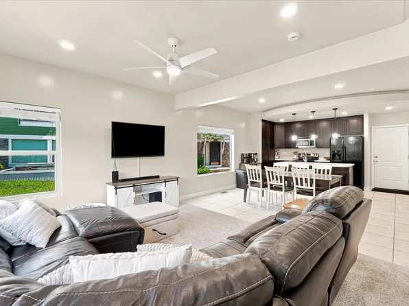 856 W San Savino Way, Midvale, UT 84047