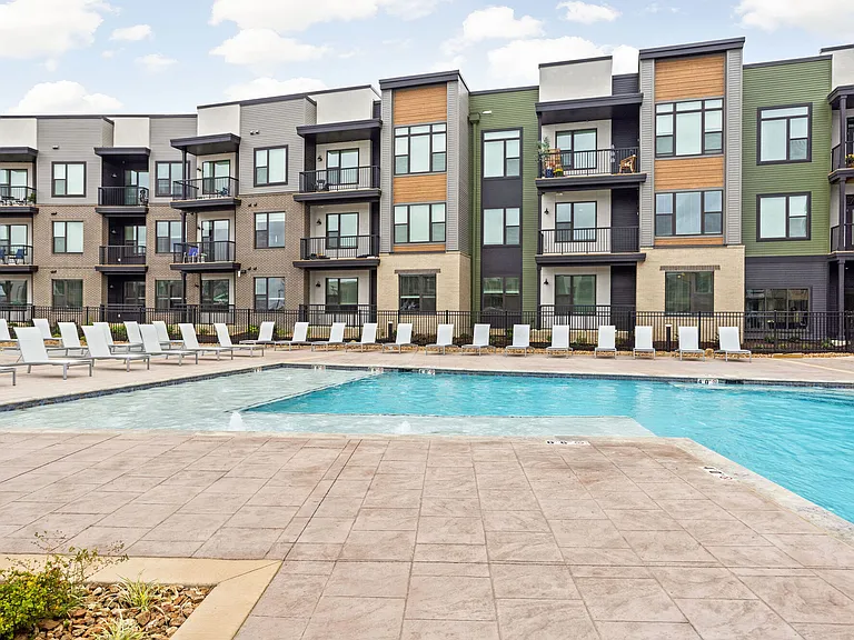 ALTO Apartments of Lenexa — Photo 86