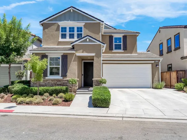 4369 Horizon Dr, Madera, CA 93636