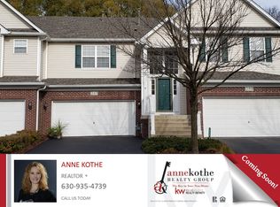 257 Ridge Rd, North Aurora, IL 60542