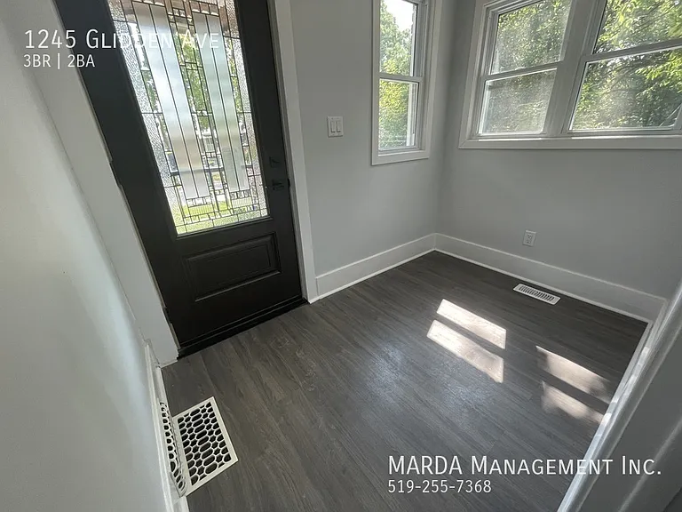 1245 Glidden Ave — Photo 4