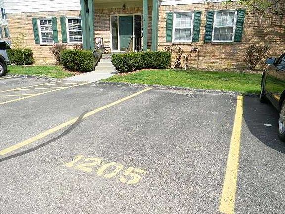 C1602TS assianged parking space