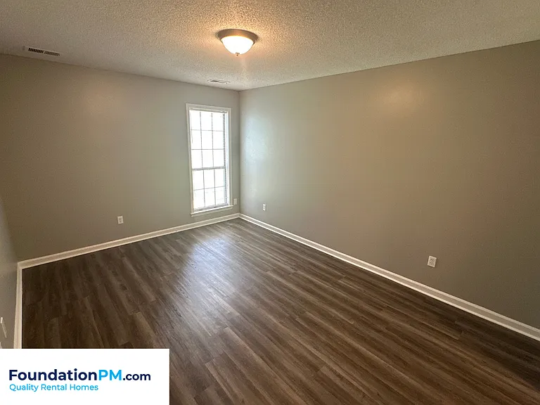 2293 Hometown Dr — Photo 12