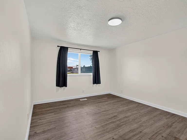 3650 S Law Ave — Photo 27