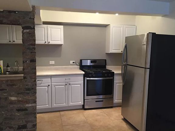 3rd image of 1708 S Newberry Ave