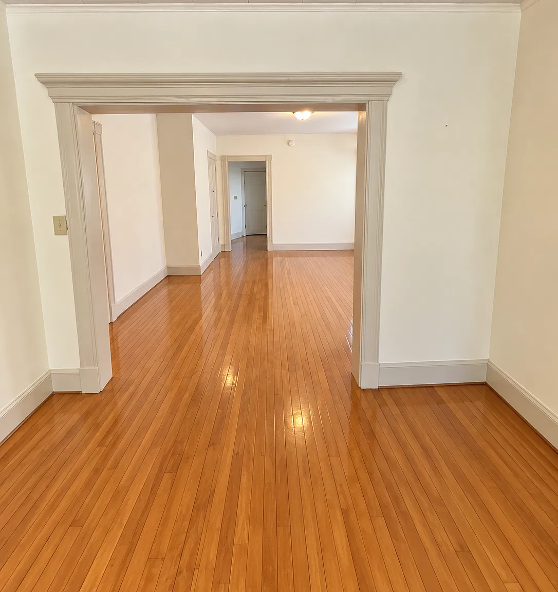 2 bed, 1250 sqft, $1,700 — Photo 4