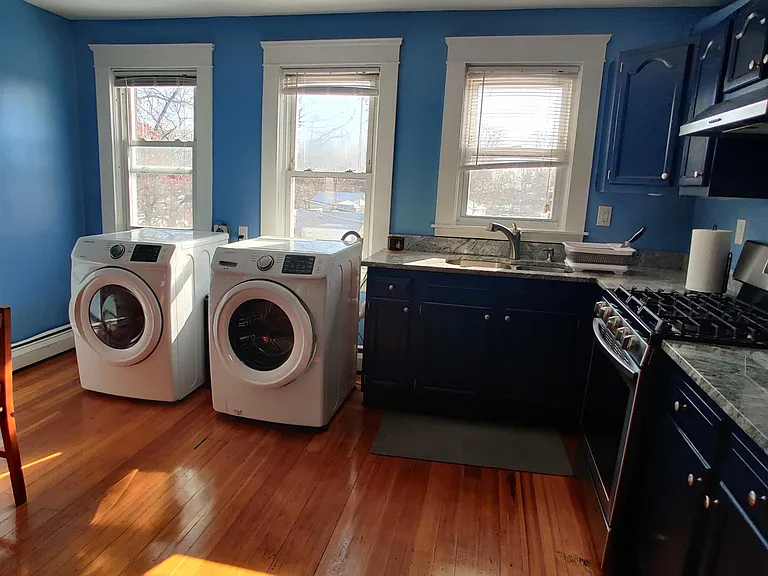 5 Morgan Ave #2 — Photo 2