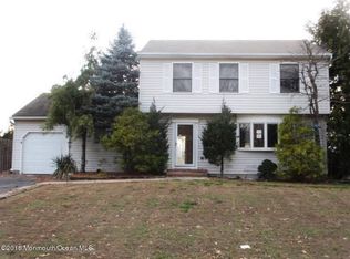 782 Holly Berry Ln, Brick, NJ 08724