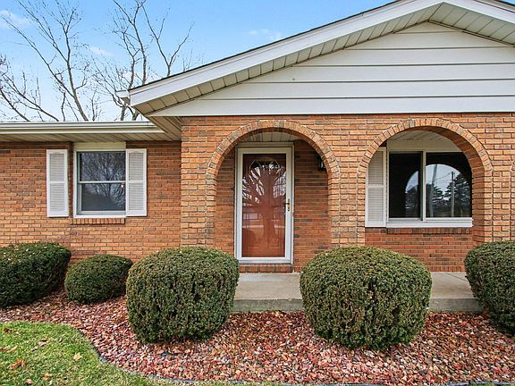 5th image of 124 Smoke Rd