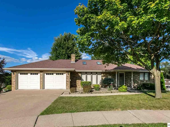 2794 Shetland Ct, Dubuque, IA 52001