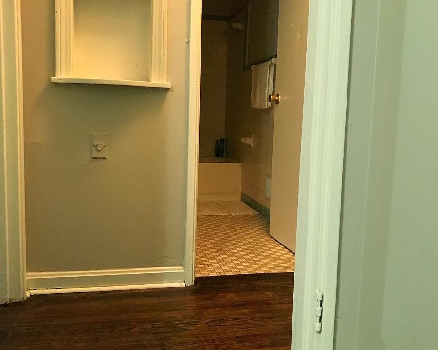 mid century details and beautiful trim