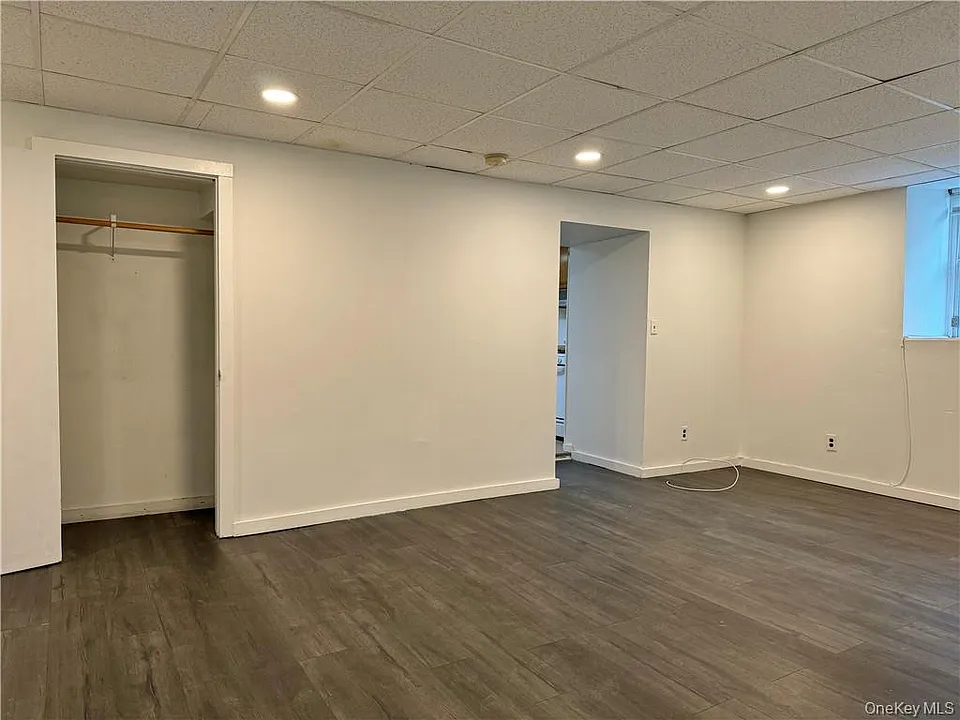 21 Fort Putnam St #1