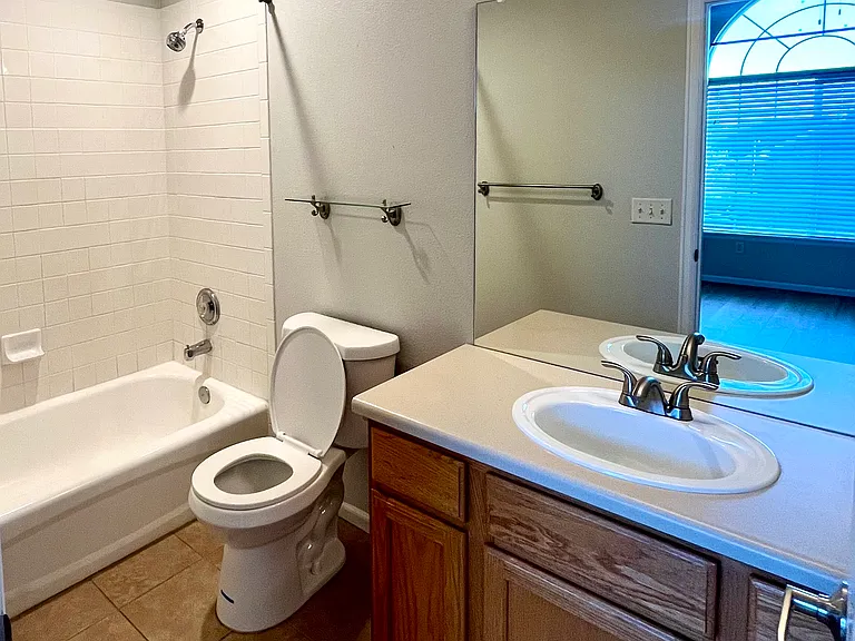 2855 Rock Creek Cir #258 — Photo 12