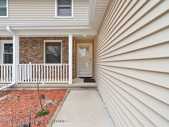 2nd image of 5475 Maple Rdg