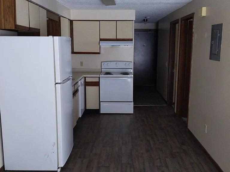 2908 Birch St #12 — Photo 6