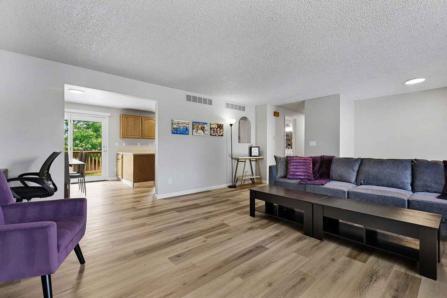 4 bed, 3.0 bath, 1894 sqft, $8,127 — Photo 1