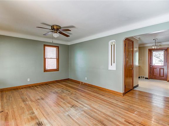 3rd image of 4216 Brookway Ln