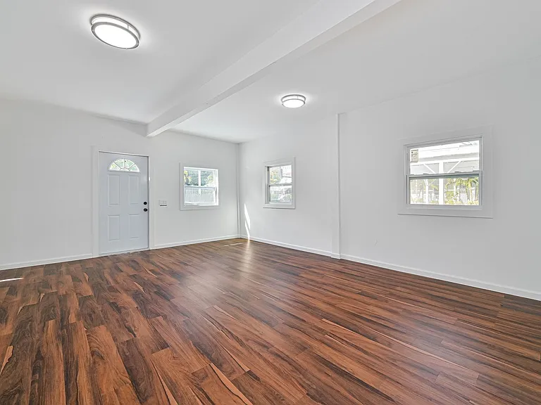 6941 Hunters Rd — Photo 45