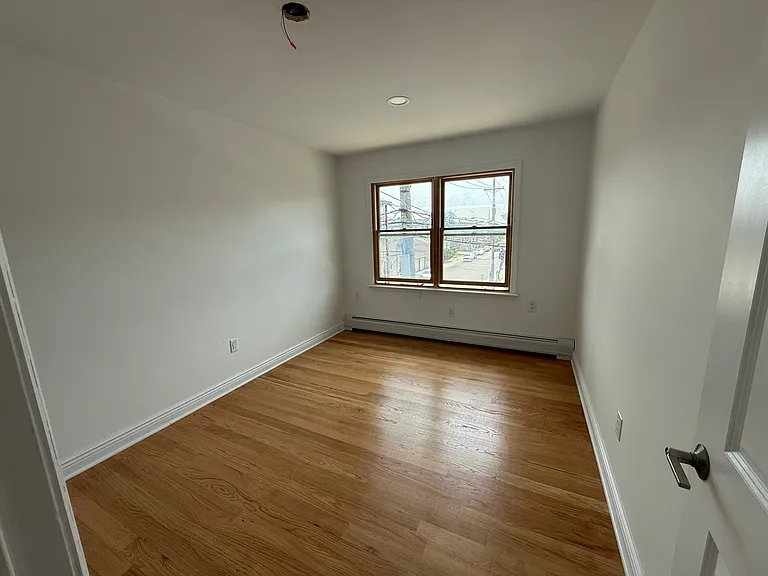 307 9th St #3A — Photo 21