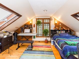 200 Calumet St #2, Boston, MA 02120