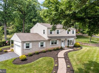 310 Beechtree Dr, Broomall, PA 19008