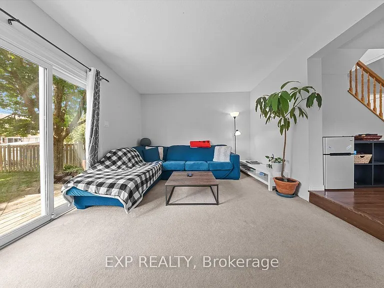 32 Flanders St — Photo 14