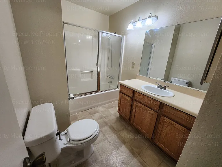 6302 Castleford St — Photo 9