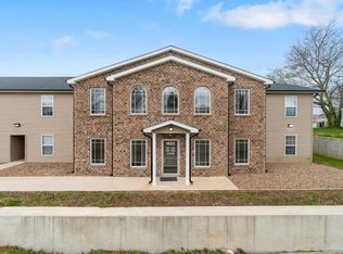 W Independence 1653, Jackson, MO 63755