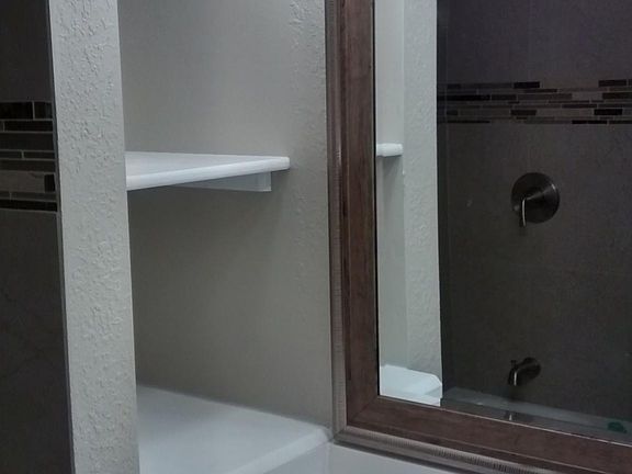 Bath linen etc. storage in bathroom