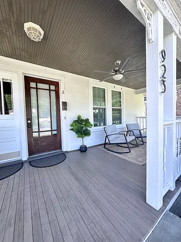923 E Hillcrest Dr #2 Photo 1
