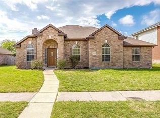 1036 Shadywood Dr, Cedar Hill, TX 75104