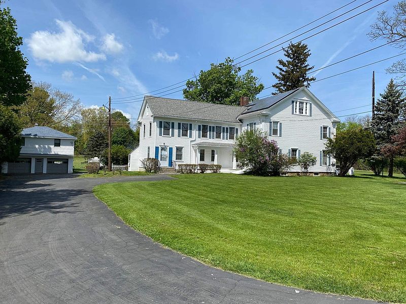 3rd image of 78 STOCK Lane
