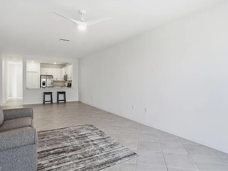 2215 Dragonfruit Way — Photo 7
