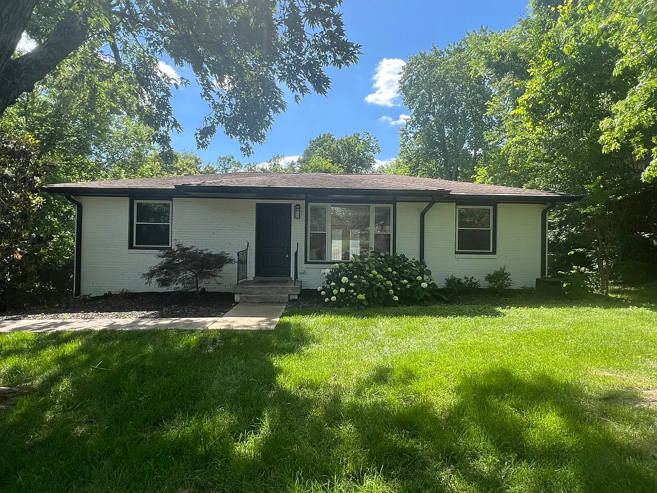 5023 Manuel Dr