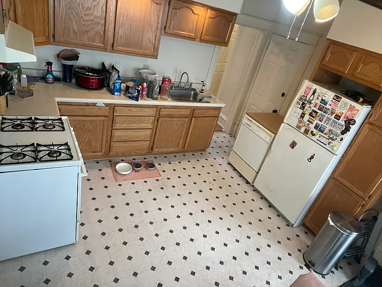 1403 Washington St NE #1 — Photo 5