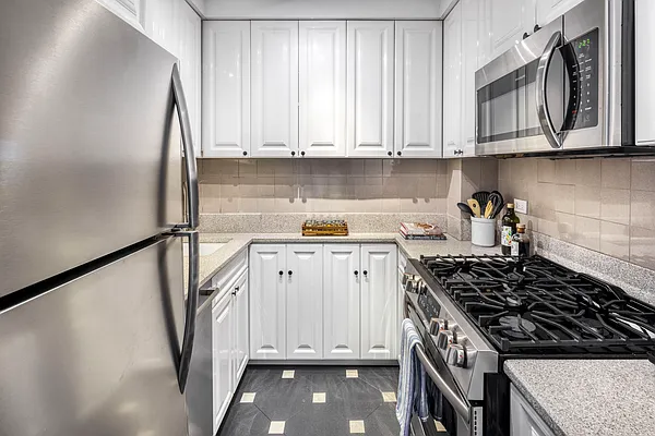 Sold by Douglas Elliman | media 10