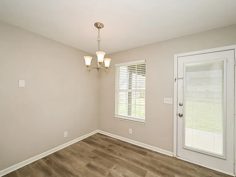 2644 Dakota Way — Photo 5