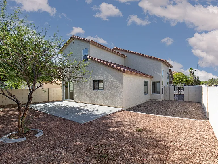 8348 Granite Peak Ct — Photo 30