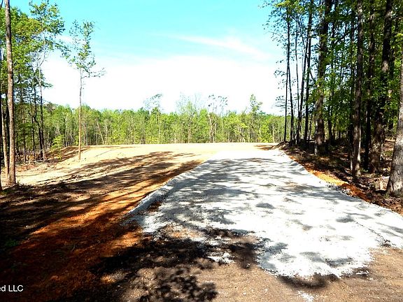 3rd image of 40 Nelia Rd