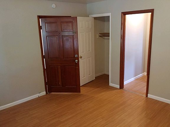 2nd image of 2152 Dandridge Ave APT B