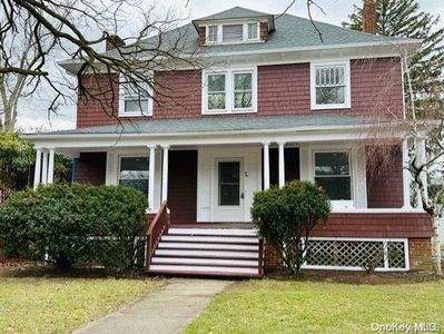 78 Roosevelt Avenue, Freeport, NY, 11520