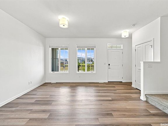 5th image of 3043 Brighton COMMON