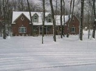 3866 Nutcracker Ct, Oxford, MI 48370