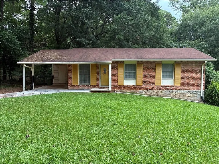 3188 Ward Dr SE — Photo 1
