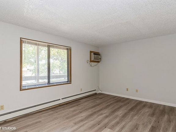 5th image of 840 Maggard St APT 3