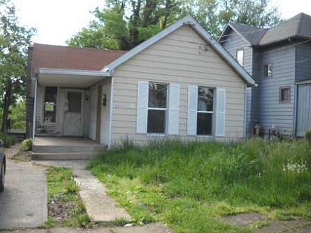 1st image of 251 N Buena Vista St
