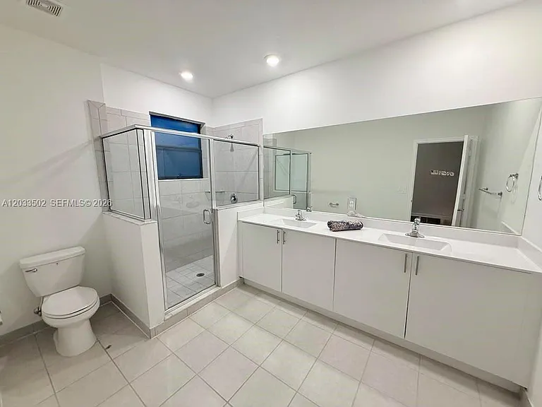 11910 SW 245th Ter #11910 — Photo 19