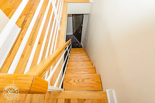 Rented by MySpaceNYC | media 38